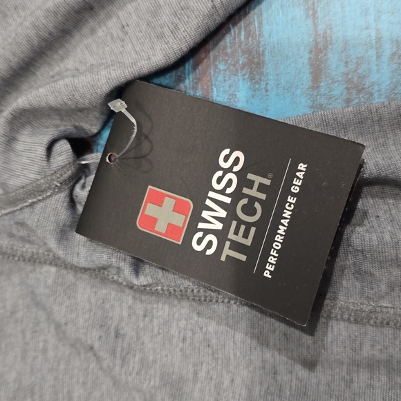 Swiss Army Performance Shirt - Picture 2 of 3